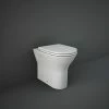 BAUHAUS Feeling Stand-WC Spülrandlos, Ohne Spezialglasur, Spülform: Tief, WC Abgang: Waagerecht, Weiß 2 BAUHAUS Feeling Stand-WC Spülrandlos, Ohne Spezialglasur, Spülform: Tief, WC Abgang: Waagerecht, Weiß -Bauhaus Geschäft 12 4312